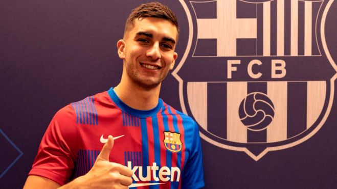 Ferran Torres en su presentación con el Barça Ferran Torres en su presentación con el Barça