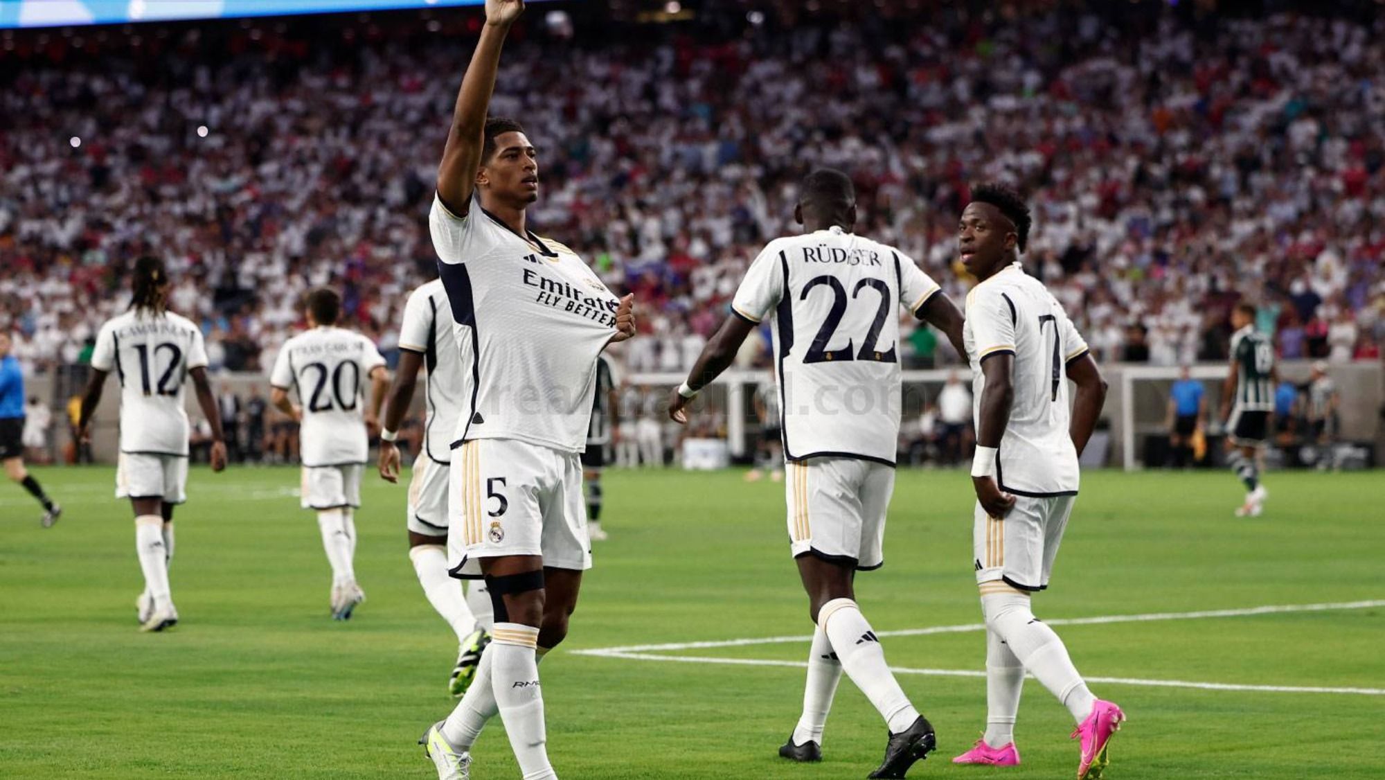 Bellingham lidera y golea contra el United el británico está ‘on fire’