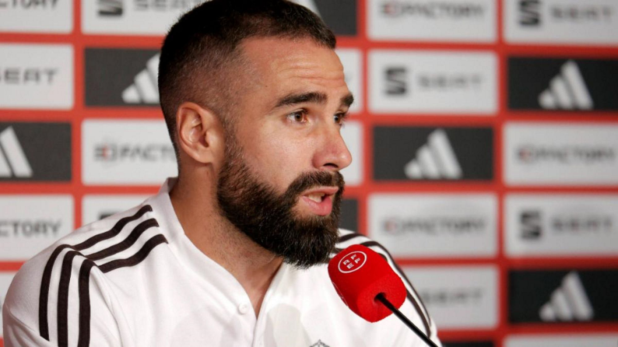 Bombazo Carvajal mueve ficha y pasa a la acción tras los ataques recibidos en los últimos días