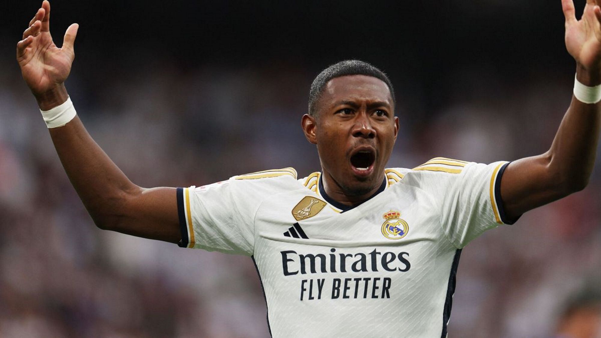 Alaba culmina sus '3 días de oro': el austríaco se retiró lesionado Alaba culmina sus '3 días de oro': el austríaco se retiró lesionado