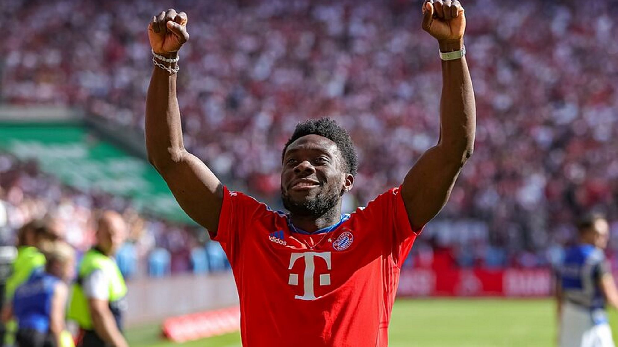 Las negociaciones por Alphonso Davies avanzan a buen ritmo el futbolista ha dado el OK