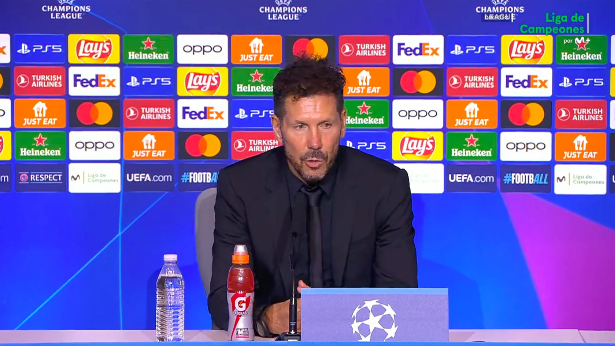 El Cholo se acuerda del eterno rival en sala de prensa y las redes arden“Salvo el Real Madrid...” El Cholo se acuerda del eterno rival en sala de prensa y las redes arden“Salvo el Real Madrid...”