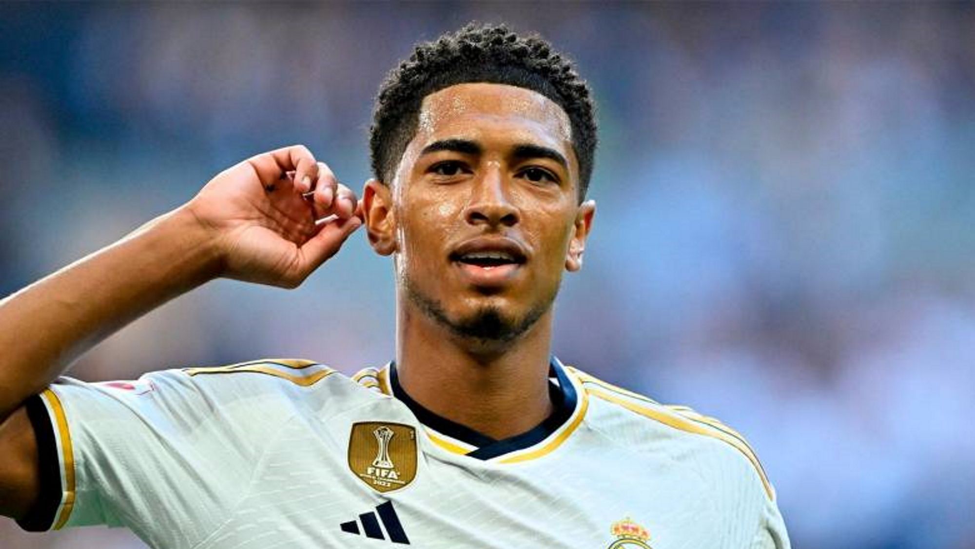 El curioso ritual de Bellingham previo a los partidos El curioso ritual de Bellingham previo a los partidos