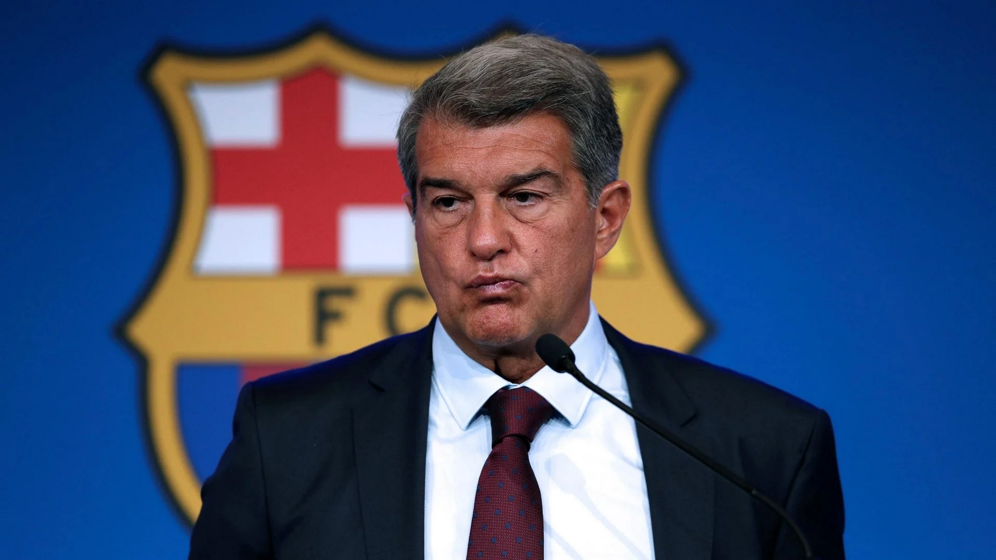 El Real Madrid doblega al Barça donde más duele al club catalán Laporta, humillado