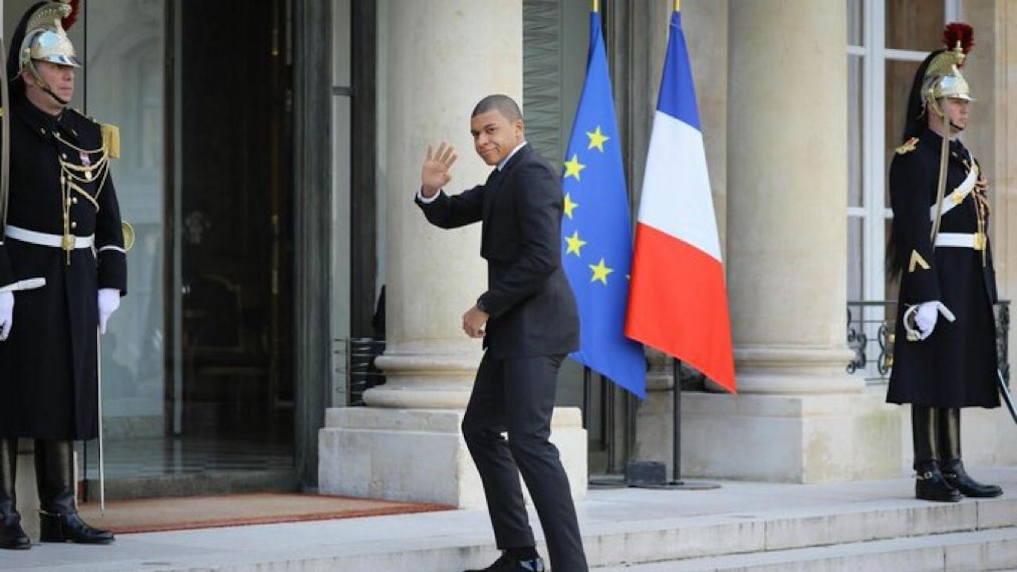 El Gobierno de Francia y el Emir de Qatar, unidos por Mbappé gastarán su última bala