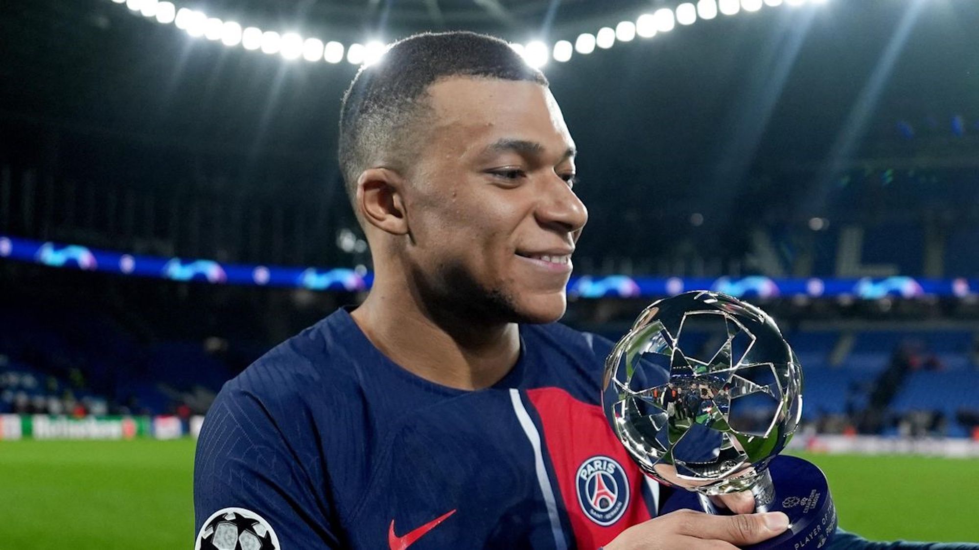 Desvelan la sorprendente petición que Mbappé ha realizado a Florentino, el presidente la ha aceptado