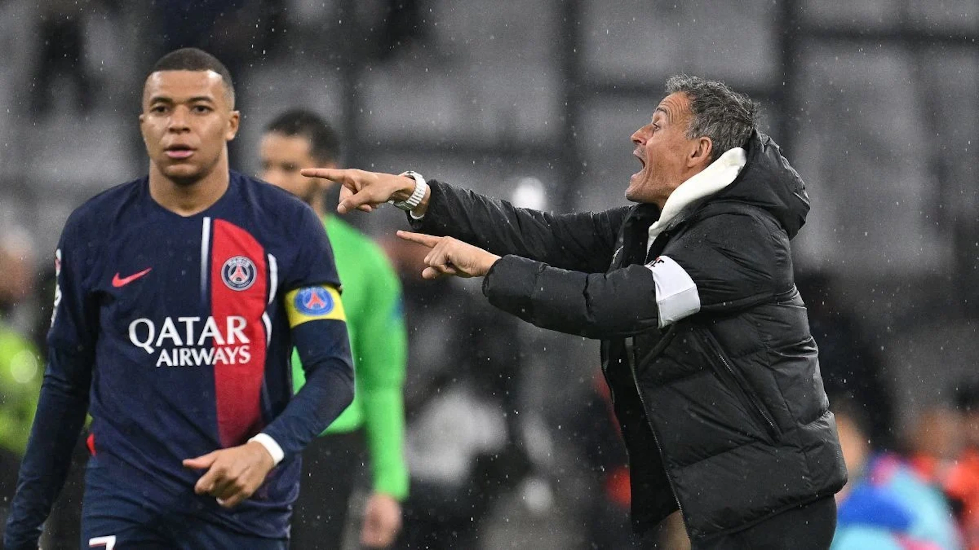 La viral reacción de Kylian Mbappé al ser sustituido ante el Marsella Luis Enrique, atónito