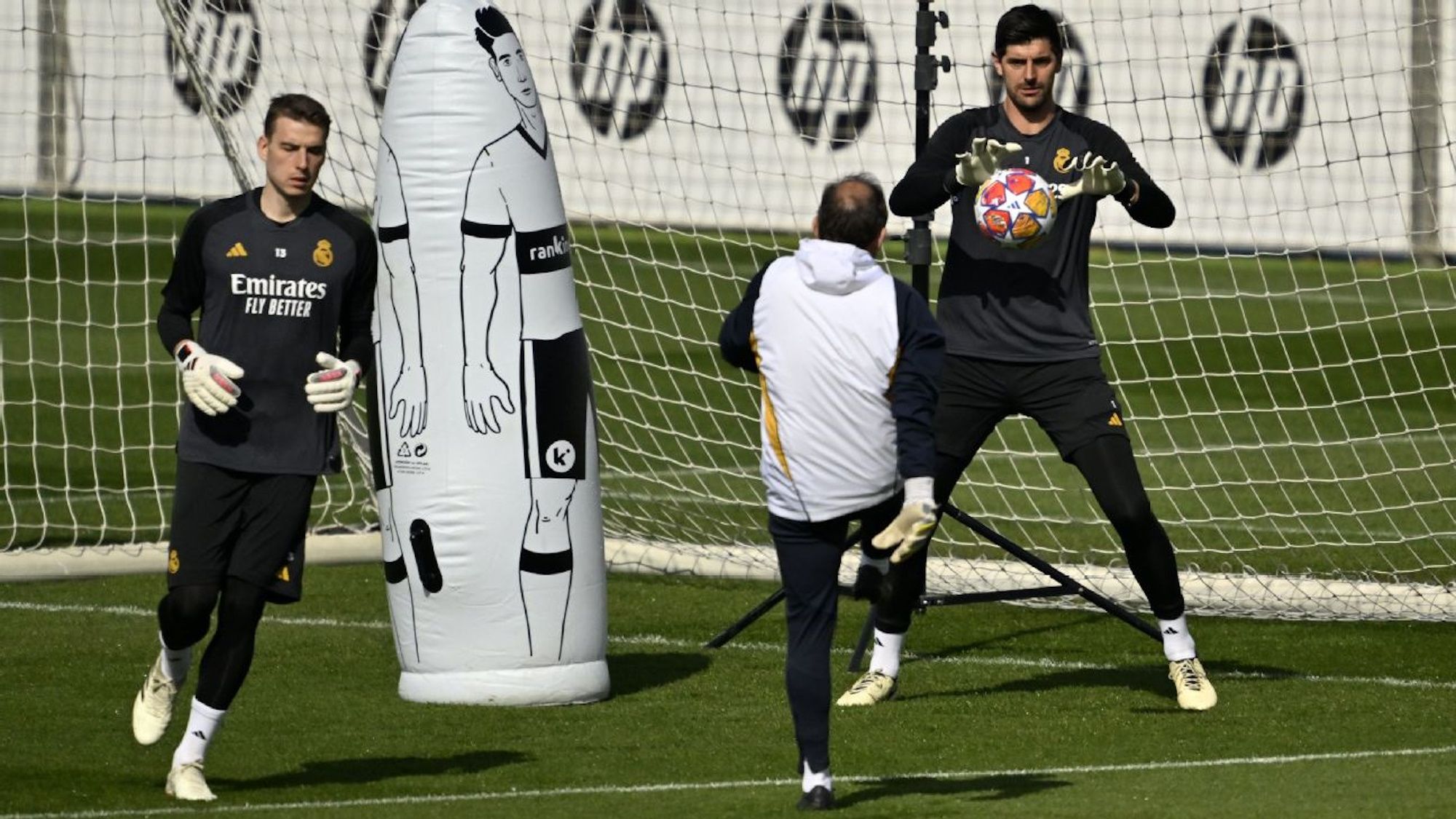 La reacción de Courtois al K.O. de Lunin que le ‘obliga’ a ser titular