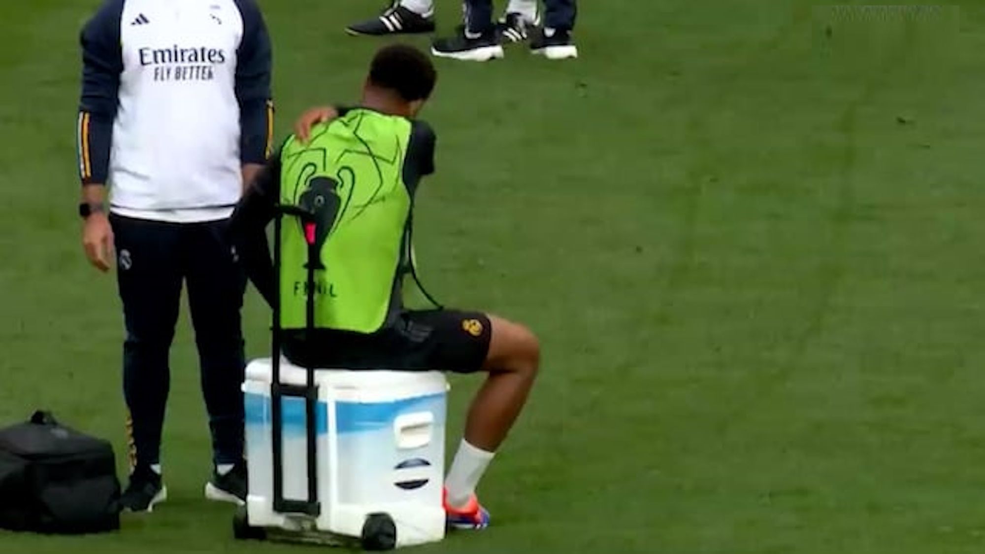 Bellingham, tocado a pocas horas de la final de Wembley saltan todas las alarmas