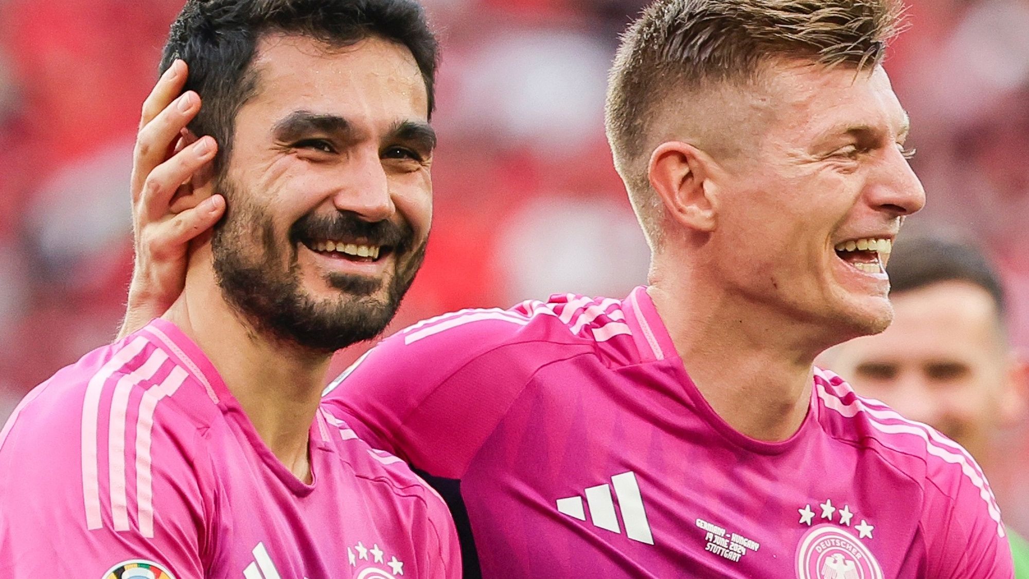 Gündogan se deshace en elogios hacia Kroos y da un palo a sus compañeros del Barça