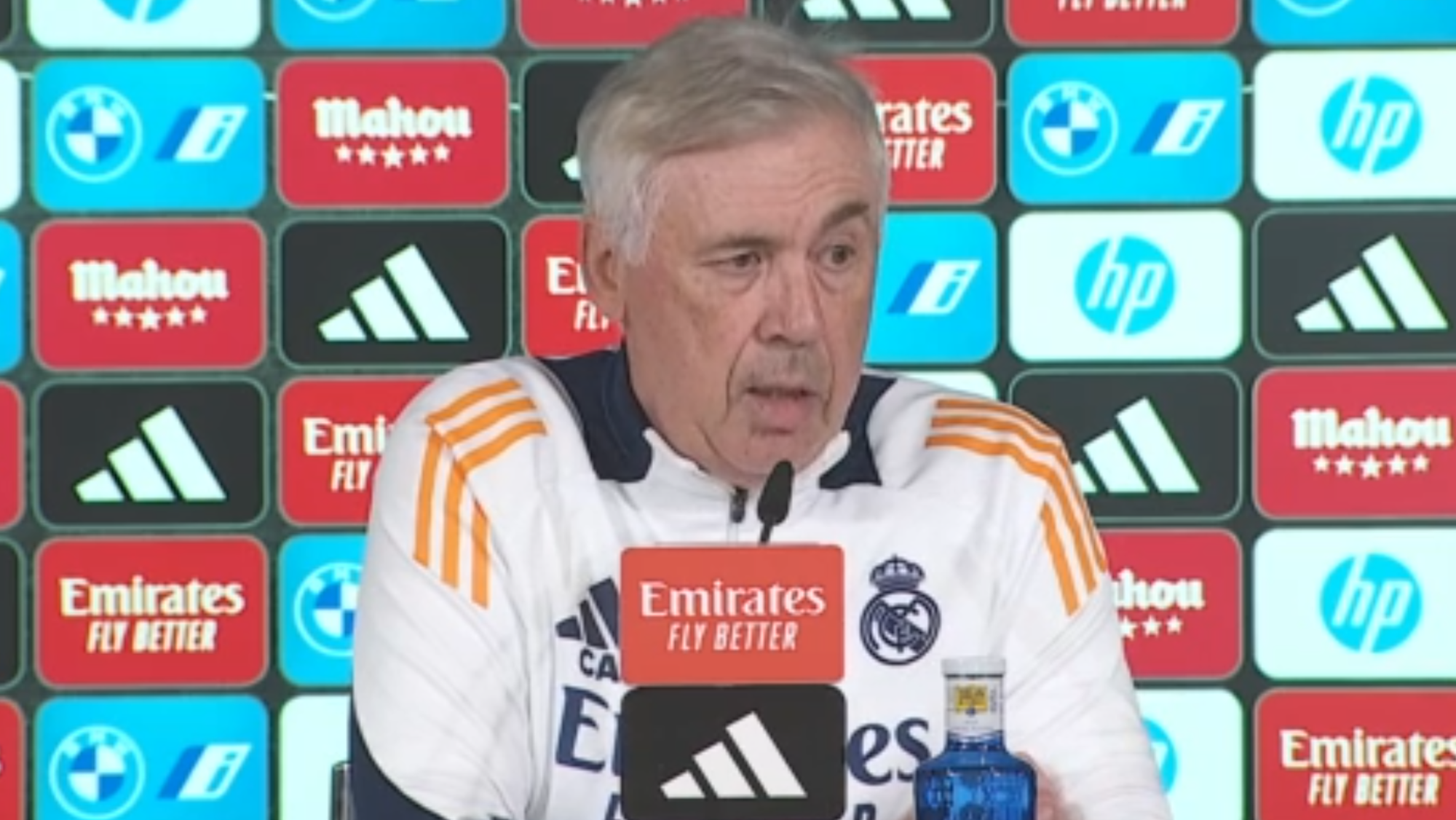Carlo Ancelotti en rueda de prensa