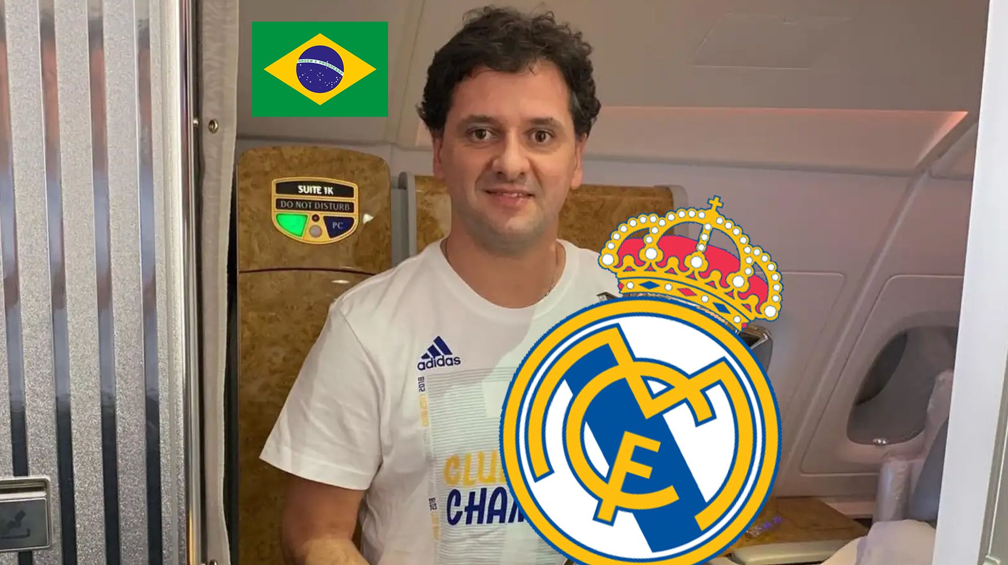 Juni Calafat junto a un escudo del Real Madrid y la bandera de Brasil. Juni Calafat junto a un escudo del Real Madrid y la bandera de Brasil.