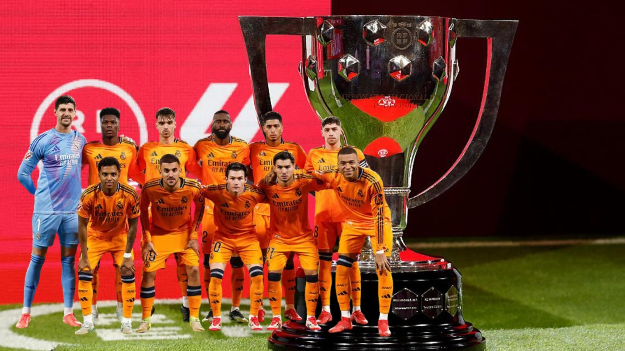 Trofeo de LaLiga y once del Real Madrid