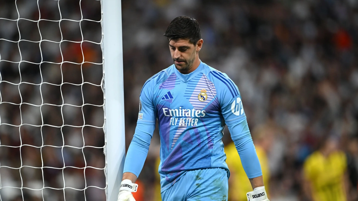 Thibaut Courtois sigue esforzándose al máximo para jugar en Londres. Thibaut Courtois sigue esforzándose al máximo para jugar en Londres.