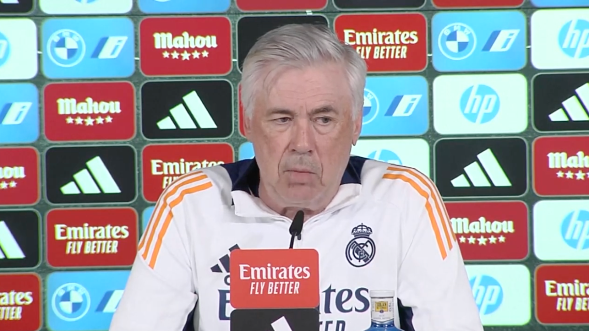 Ancelotti en la rueda de prensa previa al partido contra el Valencia.
