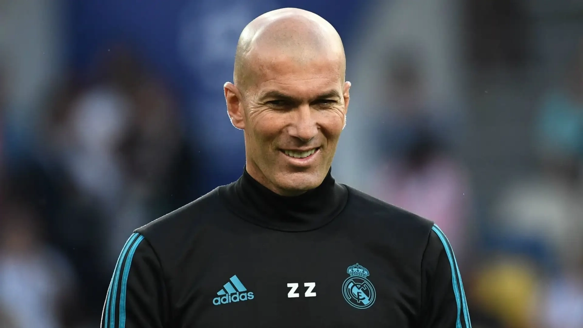 El Real Madrid podría valorar el regreso de Zinedine Zidane. El Real Madrid podría valorar el regreso de Zinedine Zidane.