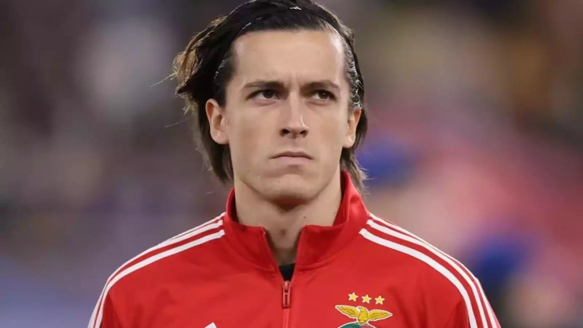 Álvaro Carreras con el Benfica Álvaro Carreras con el Benfica