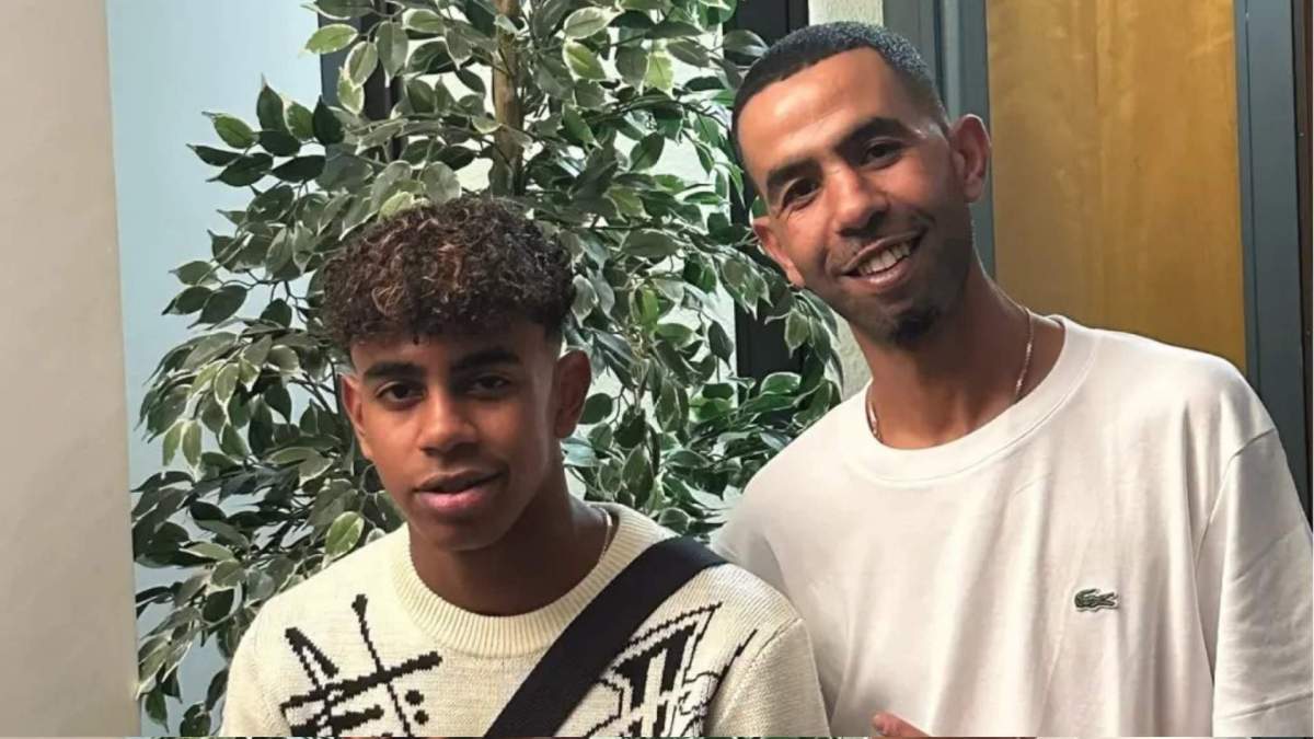 Lamine Yamal con su padre Lamine Yamal con su padre