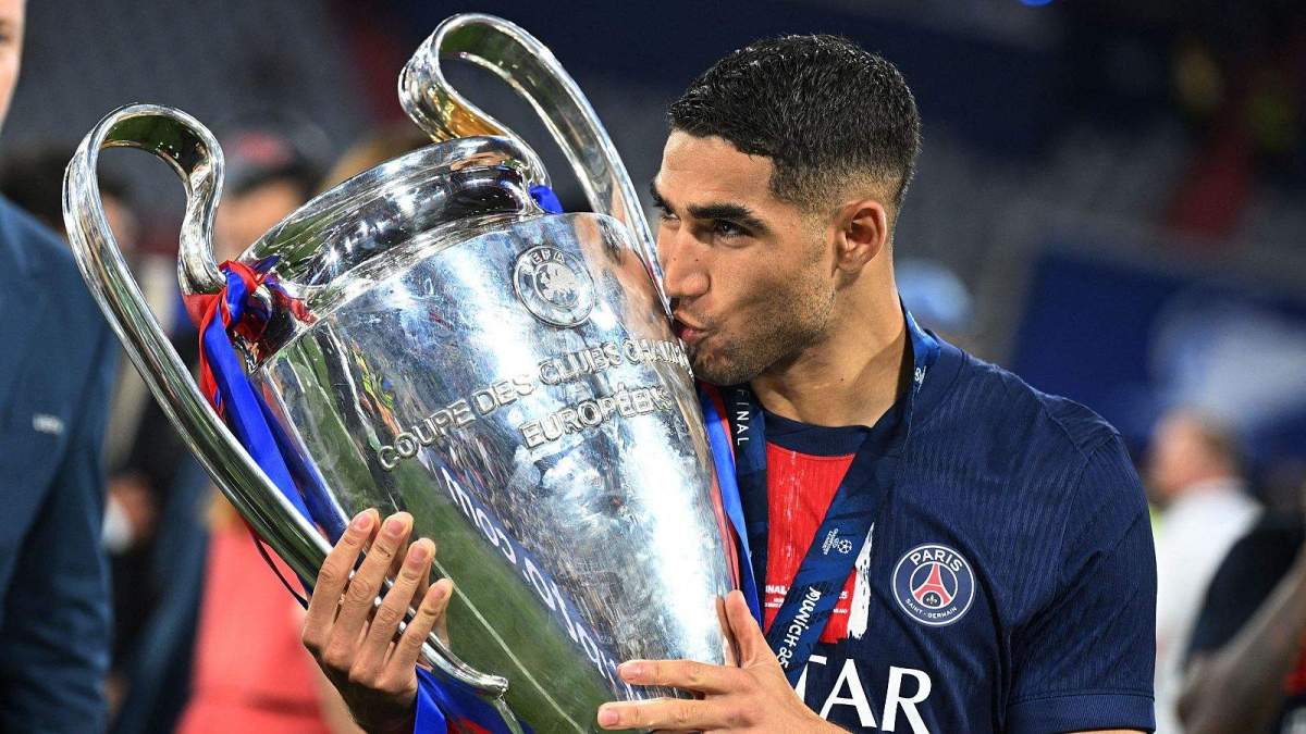 Achraf con la Champions League Achraf con la Champions League