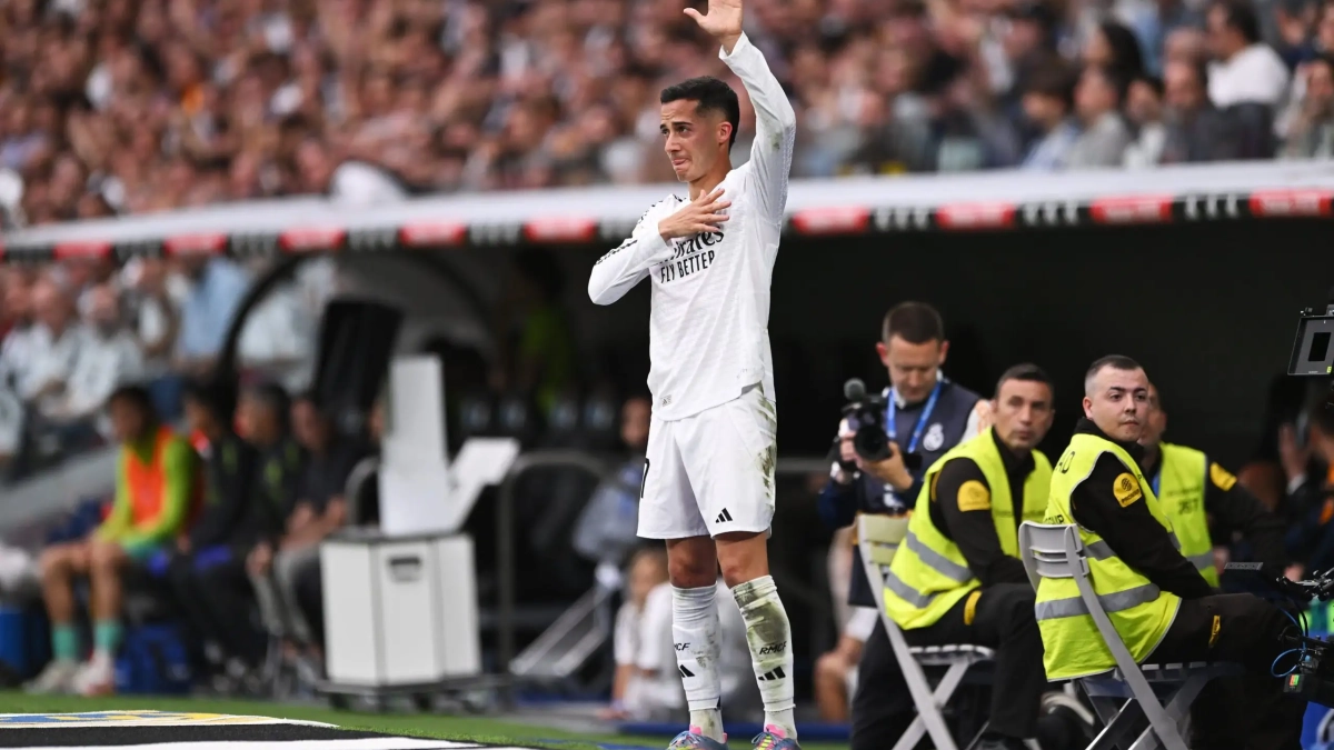 Lucas Vázquez despidiendose del Bernabéu Lucas Vázquez despidiendose del Bernabéu