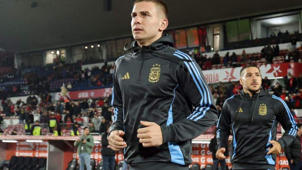 Franco Mastantuono con la Selección de Argentina Franco Mastantuono con la Selección de Argentina