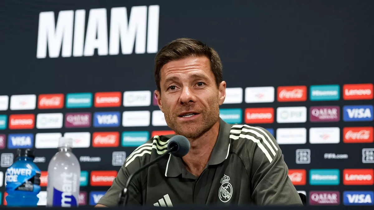 Xabi Alonso en rueda de prensa Xabi Alonso en rueda de prensa