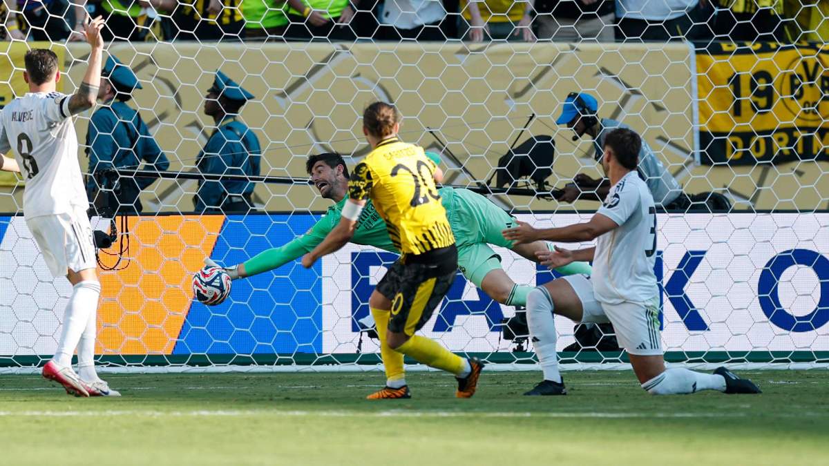 parada courtois realmadrid dortmund partido parada courtois realmadrid dortmund partido