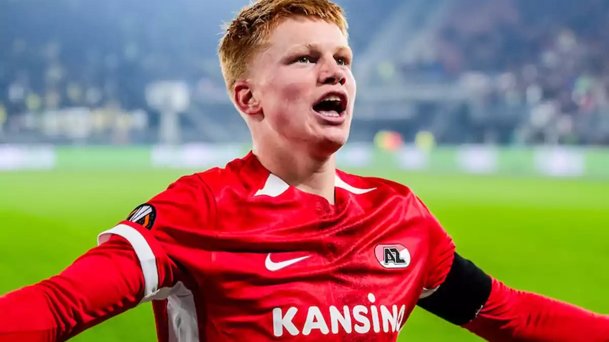 Kees Smit jugando un partido con el AZ Alkmaar. Kees Smit jugando un partido con el AZ Alkmaar.