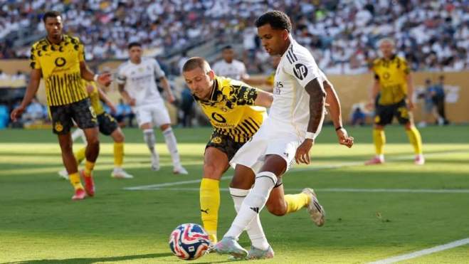 Rodrygo Goes jugando contra el Borussia Dortmund.