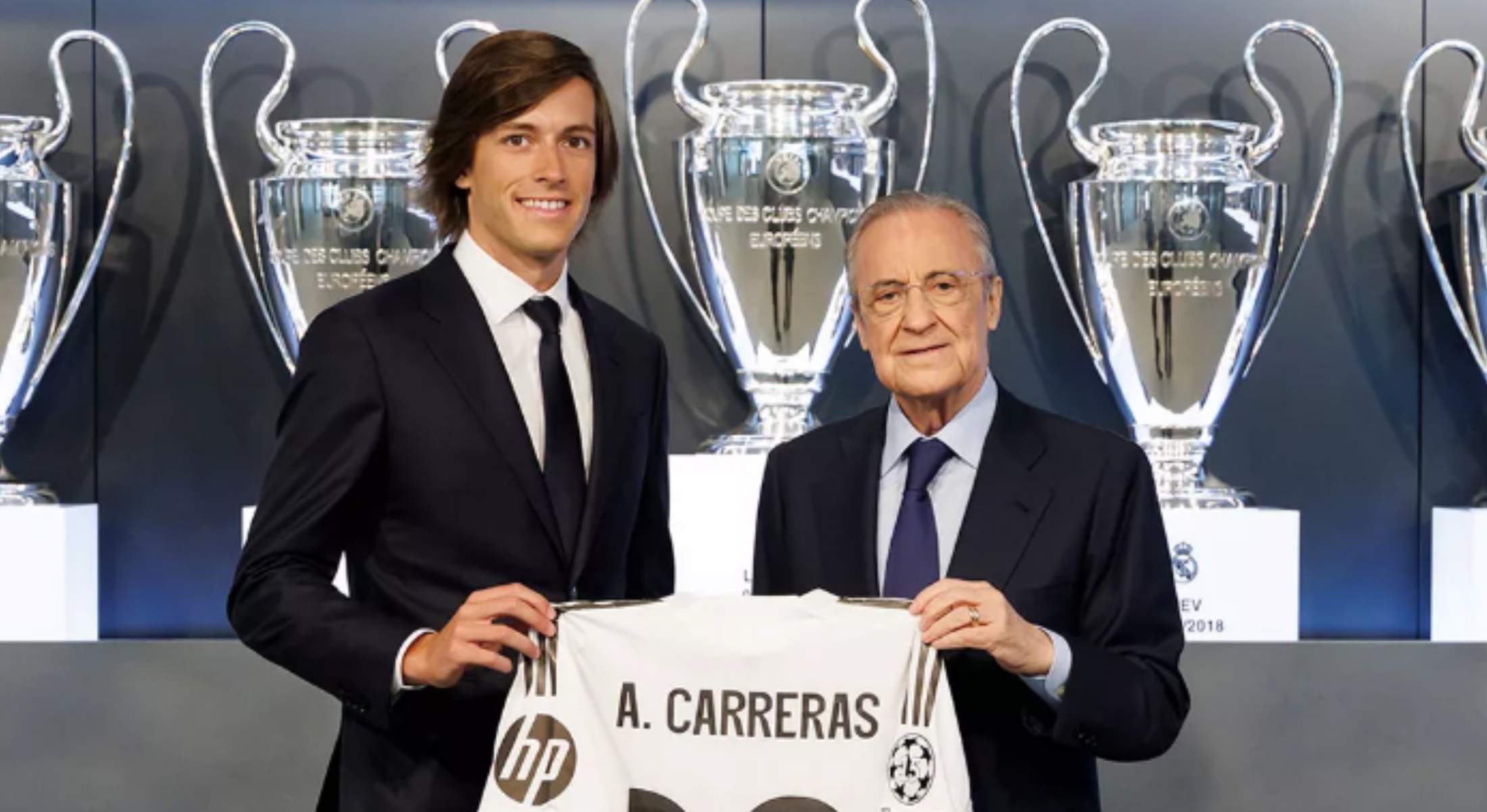 Álvaro Carreras elige dorsal en el Real Madrid