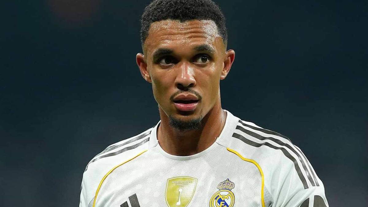 Alex Arnold con el Real Madrid