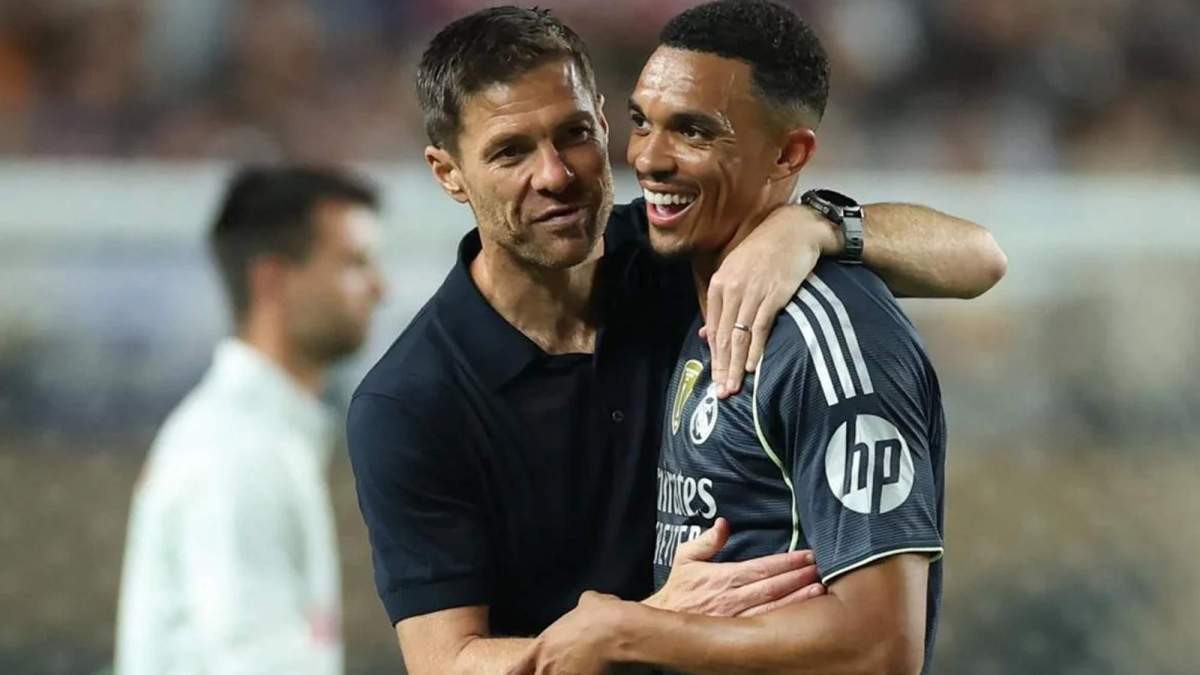 Trent da una alegría a Xabi Alonso, adelanta su regreso Trent da una alegría a Xabi Alonso, adelanta su regreso