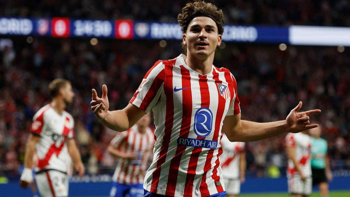 Julián Álvarez ayer con el Atlético de Madrid