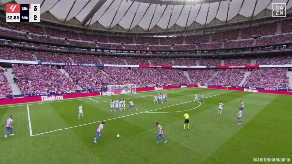 Gol de falta de Julián Álvarez Gol de falta de Julián Álvarez