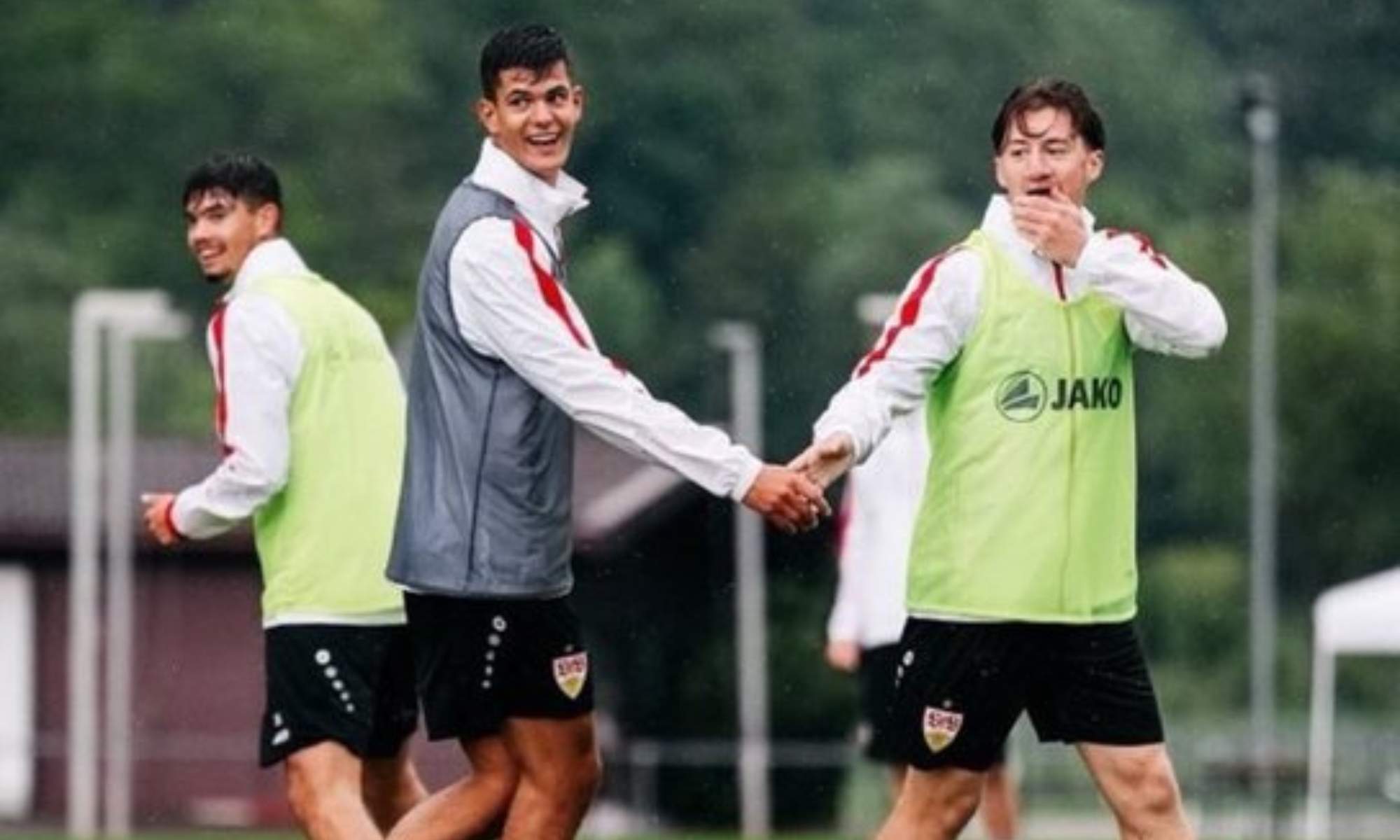 Chema Andrés y Stiller durante un entrenamiento con el Stuttgart 