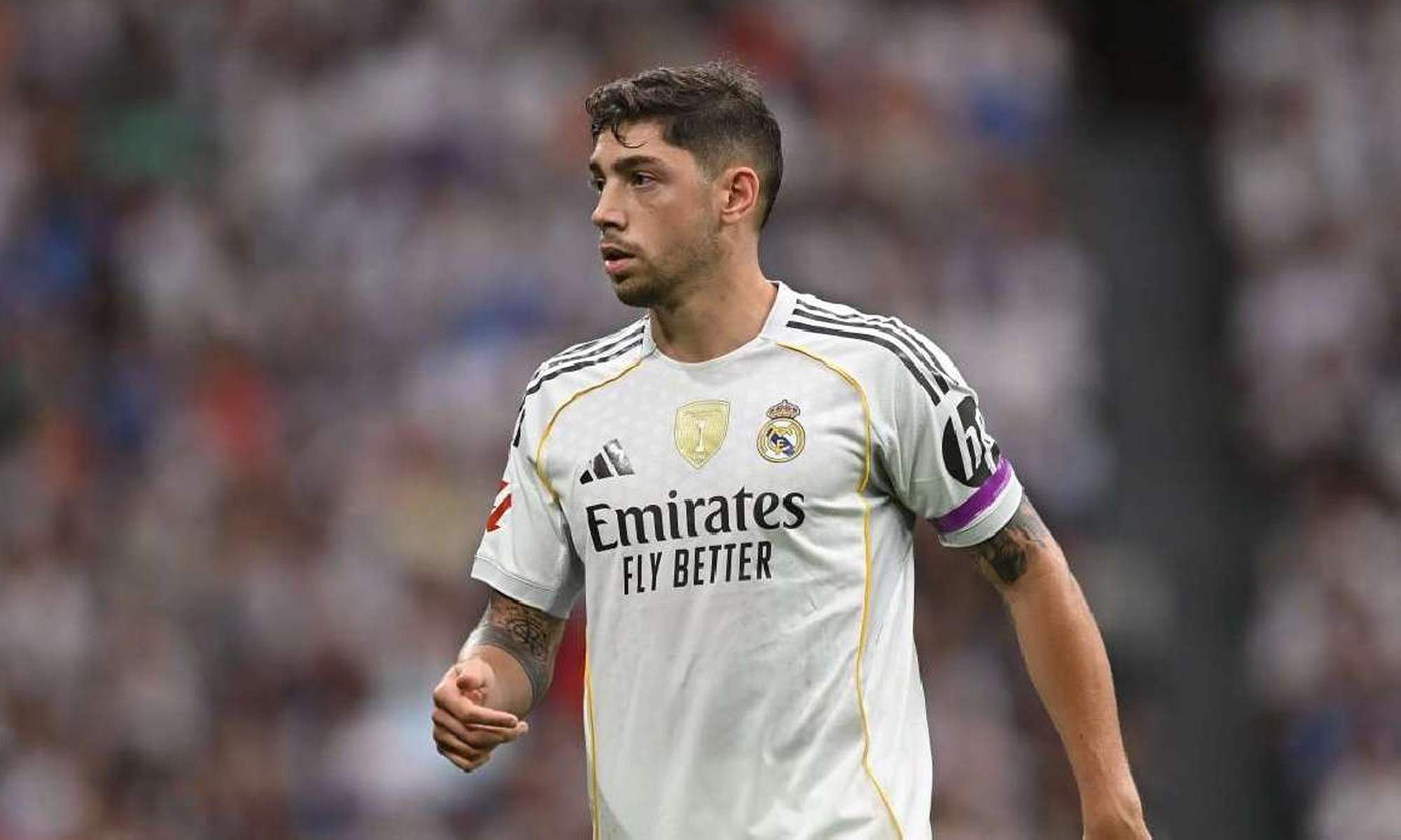 Fede Valverde disputando un partido con el Real Madrid. 