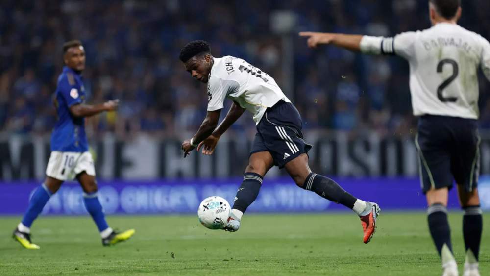 Tchouaméni durante el Real Oviedo Real Madrid