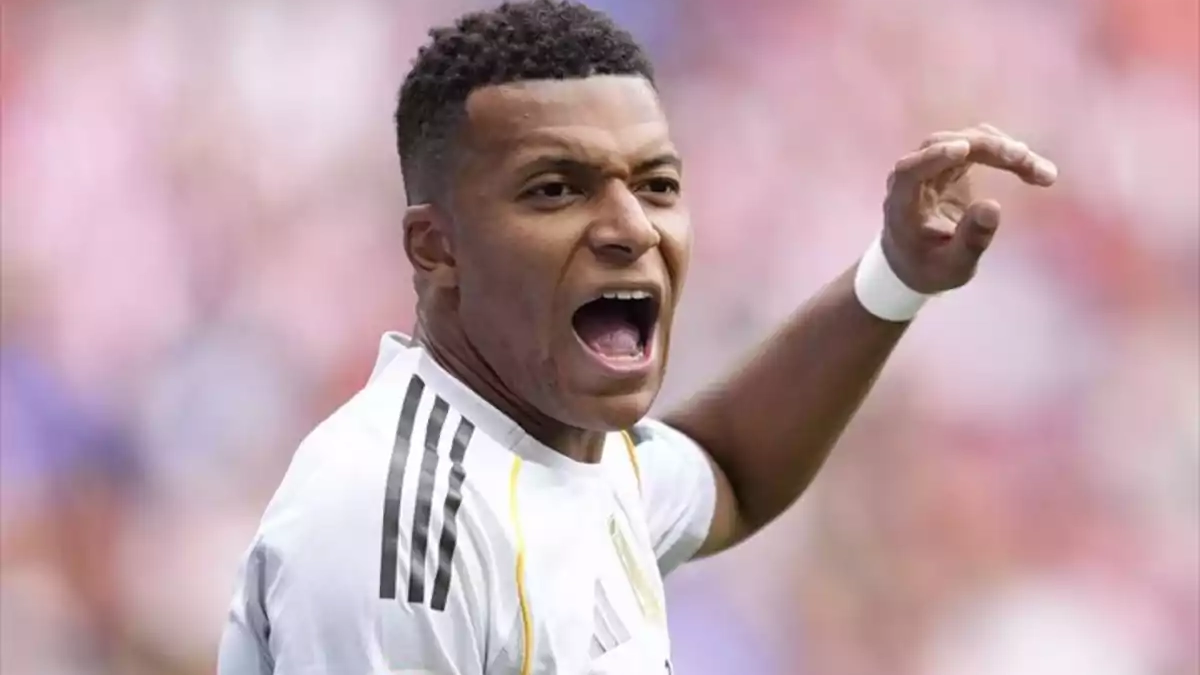 Mbappé con el Real Madrid Mbappé con el Real Madrid