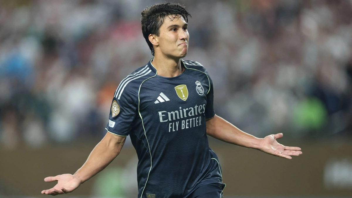 Gonzalo celebrando un gol con el Real Madrid