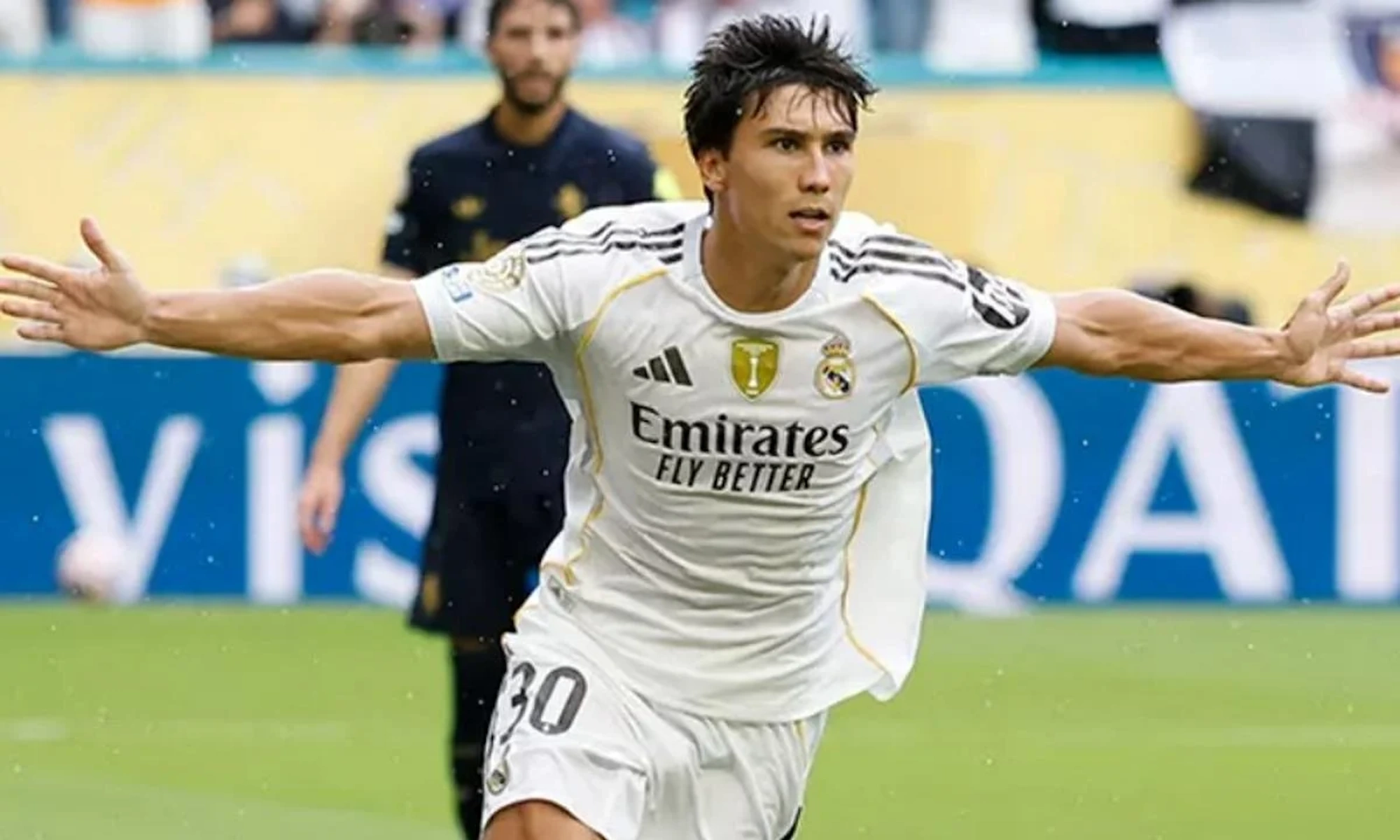 Gonzalo celebrando un gol con el Real Madrid