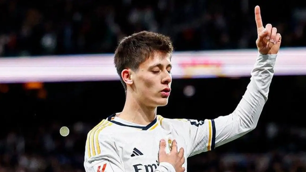 Arda Güler celebrando un gol en temporadas anteriores con el Real Madrid