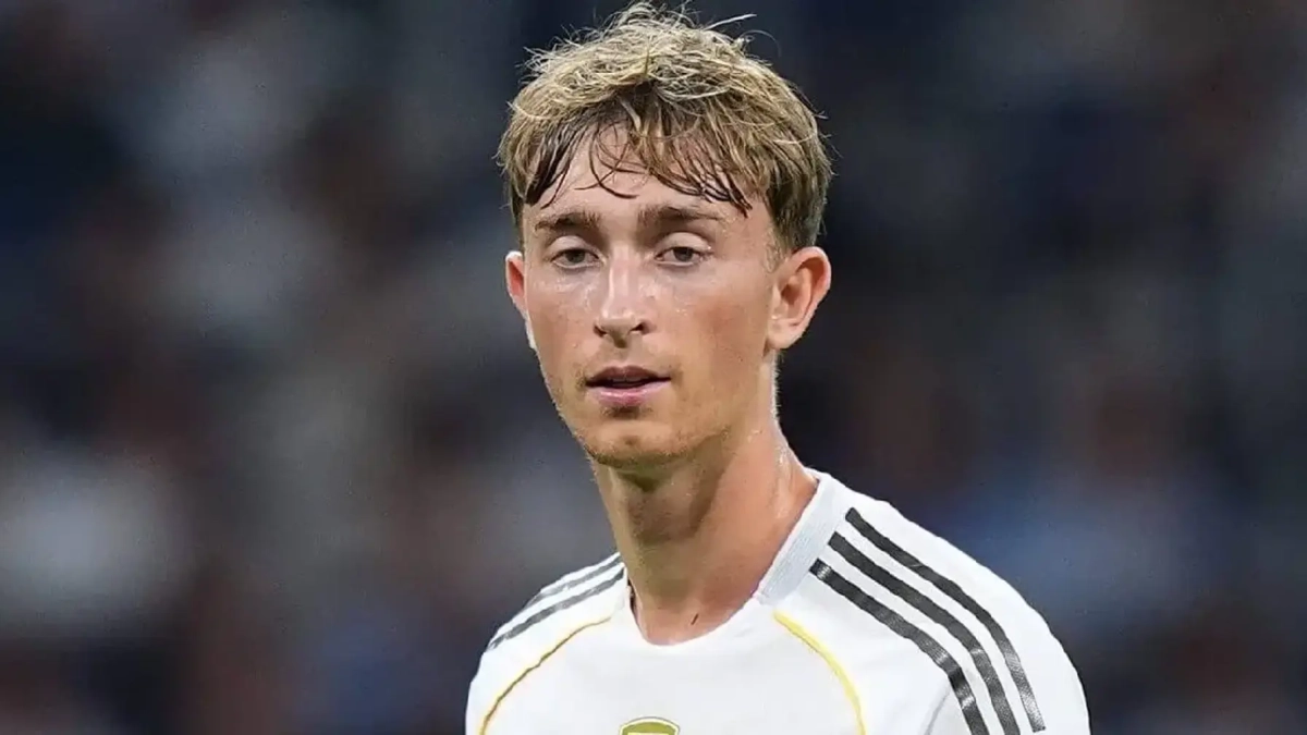 Huijsen con el Real Madrid Huijsen con el Real Madrid