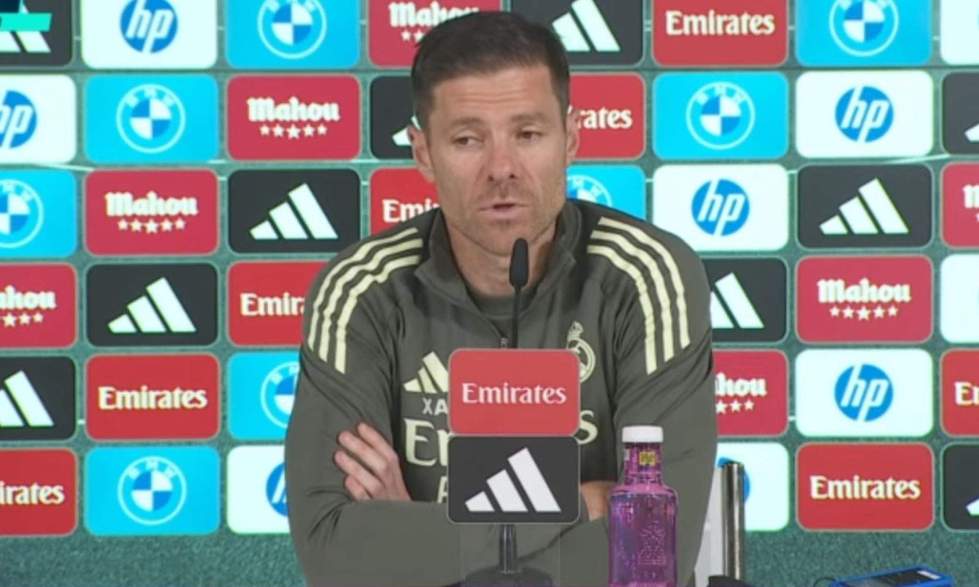 Xabi Alonso comparte sus perspectivas sobre el Clásico en el Santiago Bernabéu Xabi Alonso comparte sus perspectivas sobre el Clásico en el Santiago Bernabéu
