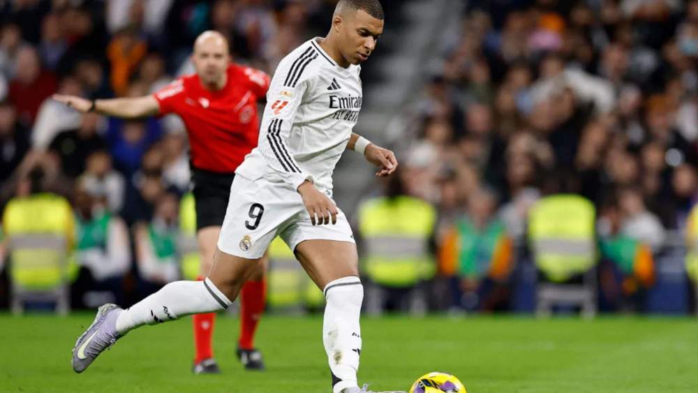 Kylian Mbappé marcando un gol al Leganés en la temporada 24/25 Kylian Mbappé marcando un gol al Leganés en la temporada 24/25