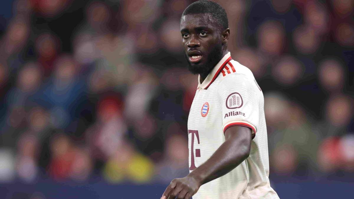 Dayot Upamecano durante un partido con el Bayern de Múnich Dayot Upamecano durante un partido con el Bayern de Múnich