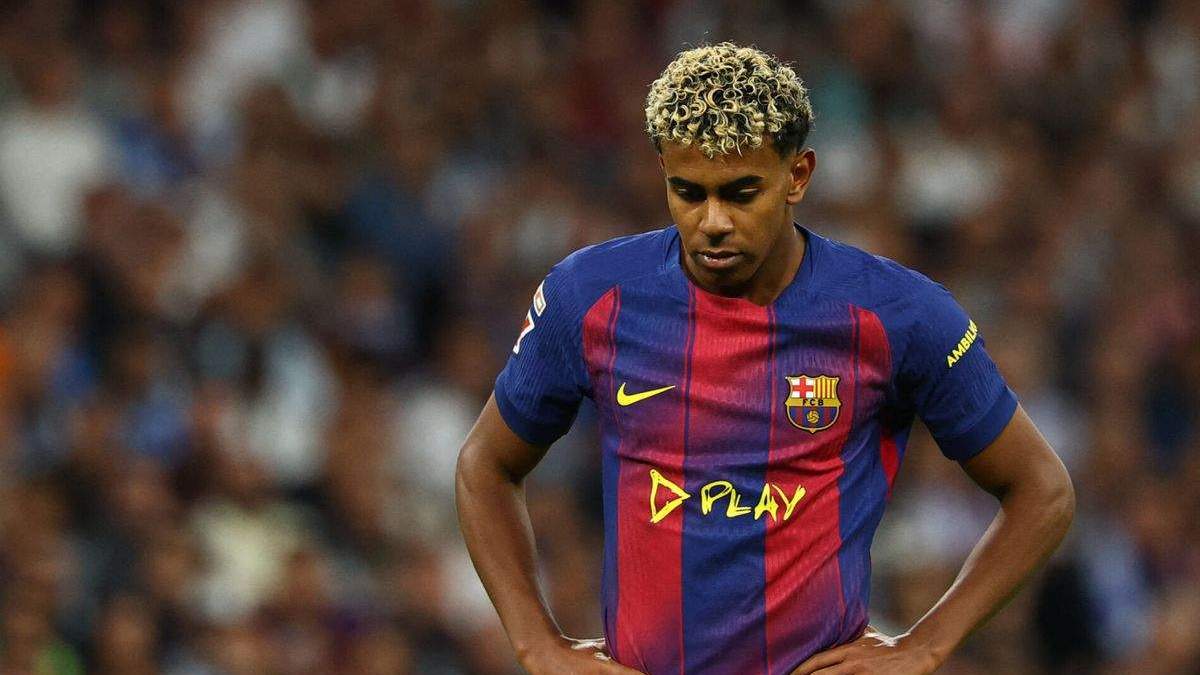 Lamine Yamal con el Barça Lamine Yamal con el Barça