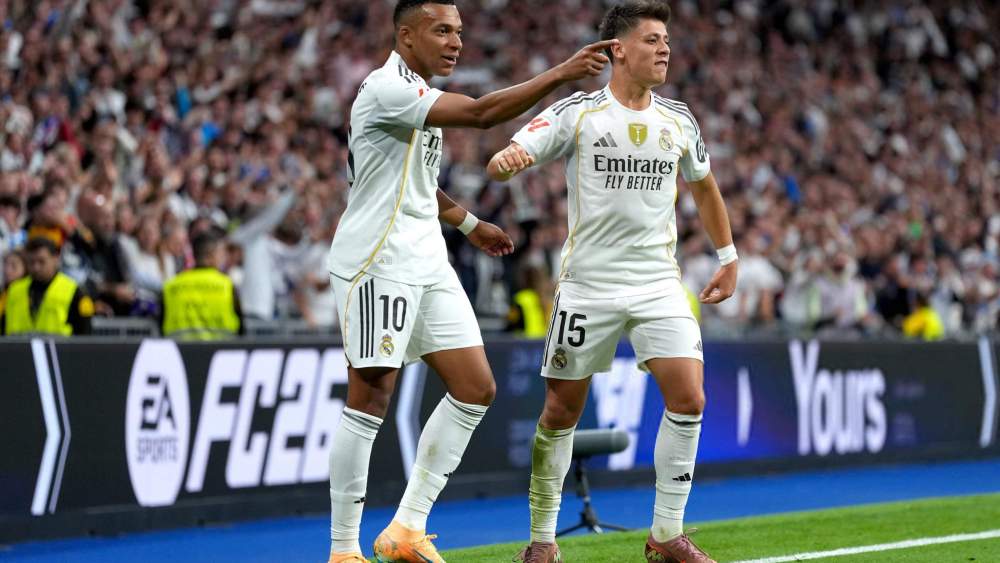 Kylian Mbappé y Arda Güler Kylian Mbappé y Arda Güler