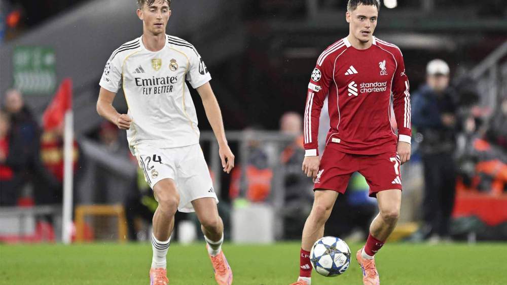 Huijsen con Florian Wirtz Huijsen con Florian Wirtz