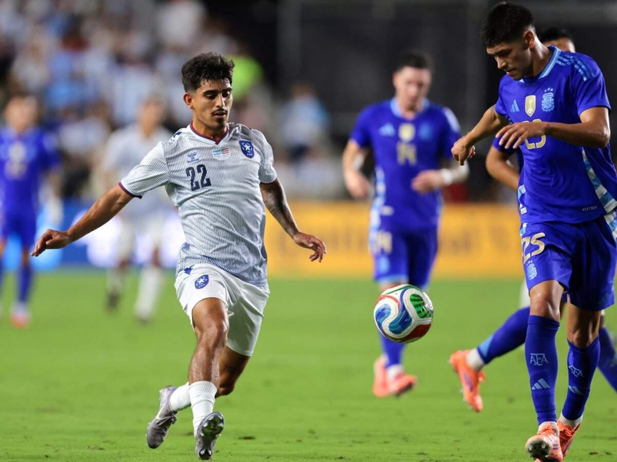 Lautaro Rivero con Argentina