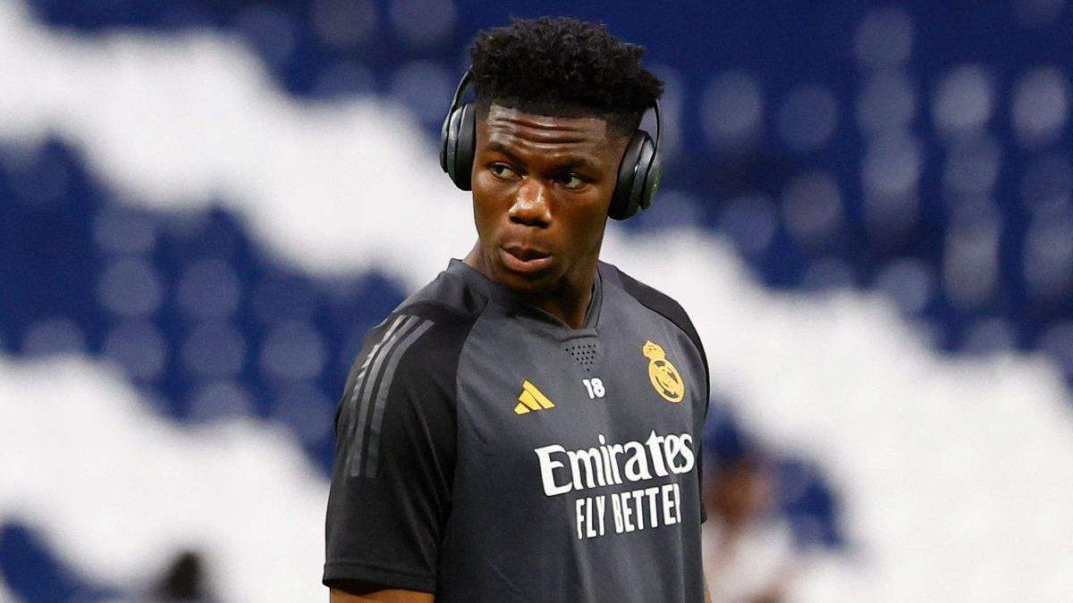 Aurélien Tchouaméni en la previa de un partido del Real Madrid.